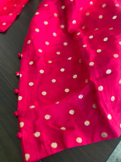 Laksya  - Premium Maslin Hand work kurti set with weaving butties - Pink