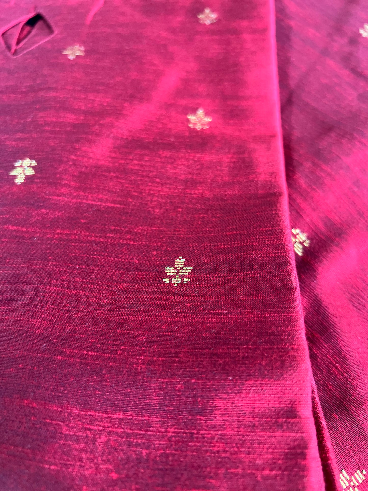 Nandika - Cotton Silk Weave Kurta - Maroon