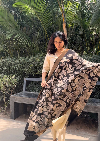 Half white Nyra Silk cotton set