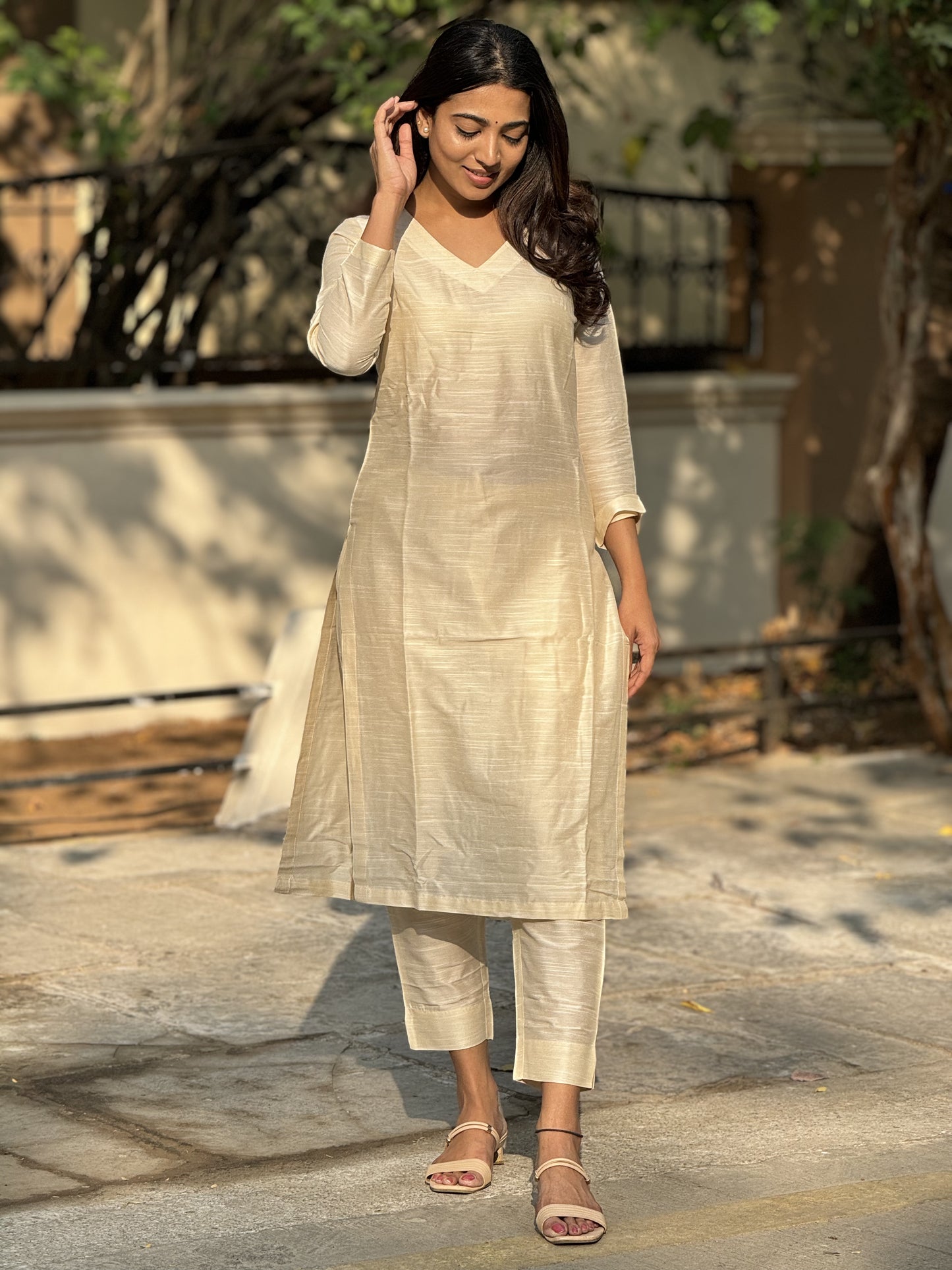 Khushi - Half white Silk cotton set