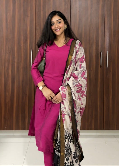 Yogitha - Rani Pink Silk cotton set with Kalamkari dupatta