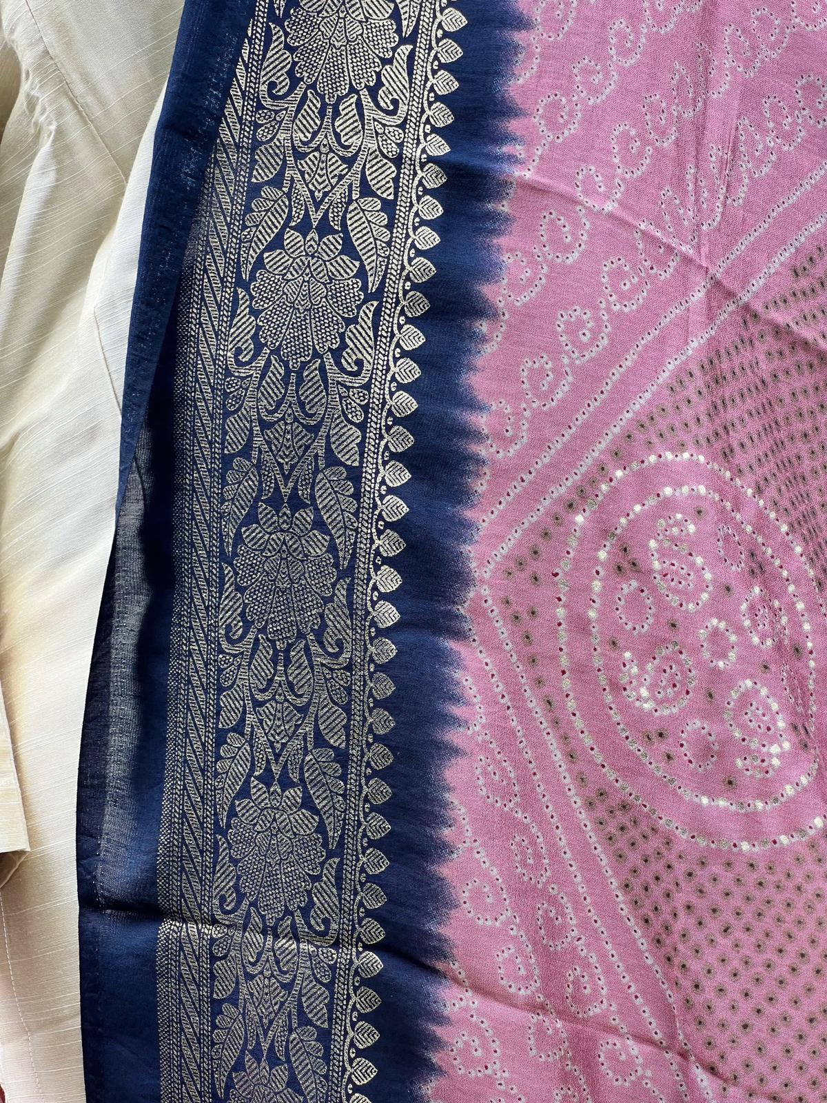 Maslin Dupatta - Lavender with Blue Zari border