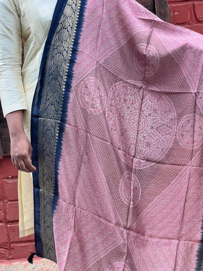 Maslin Dupatta - Lavender with Blue Zari border