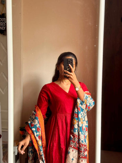 Navya - Maroon Nyra Silk cotton set with Kalamkari Dupatta