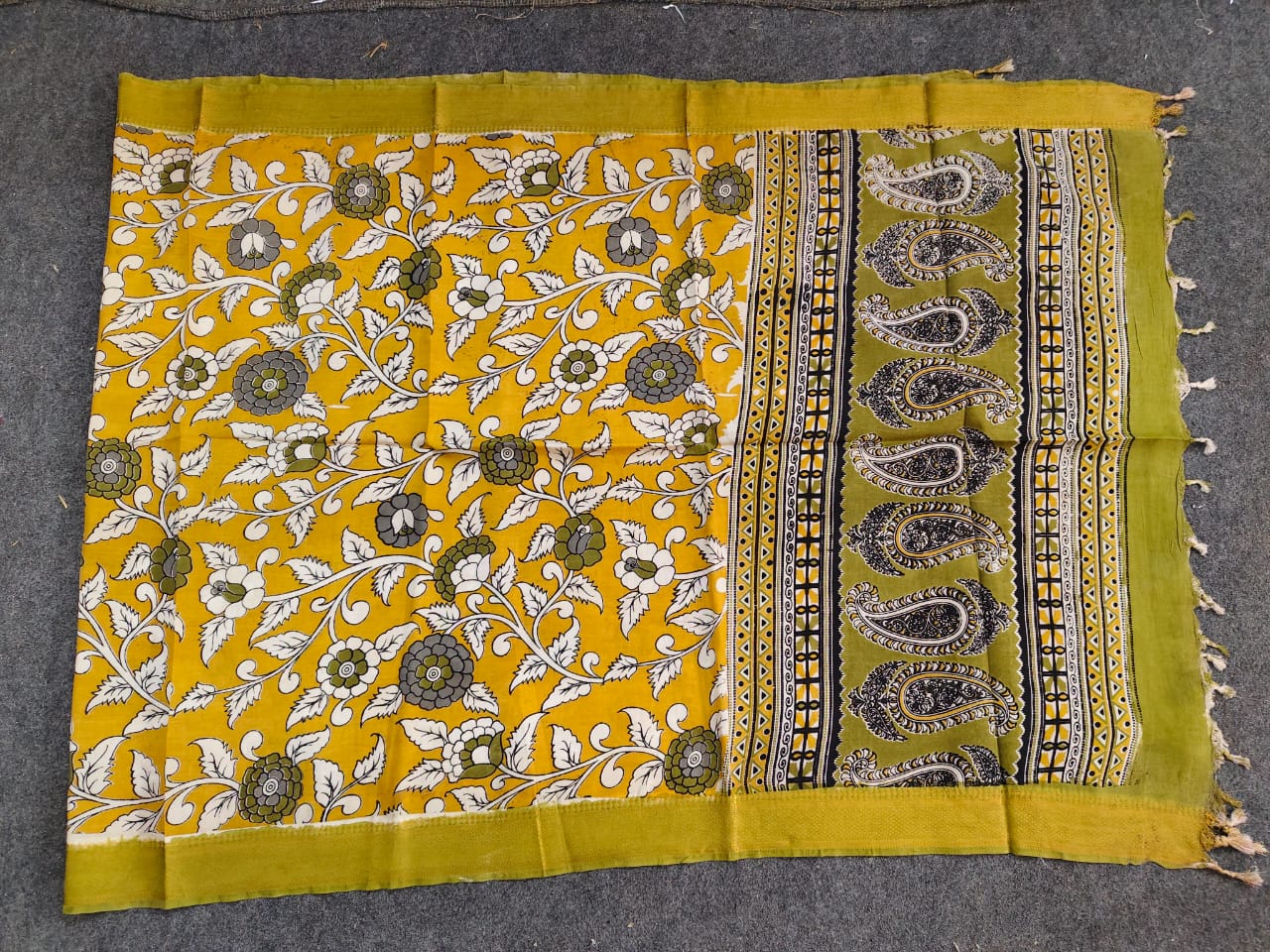 Kalamkari Dupatta - Chennuri silk - Pastel Yellow