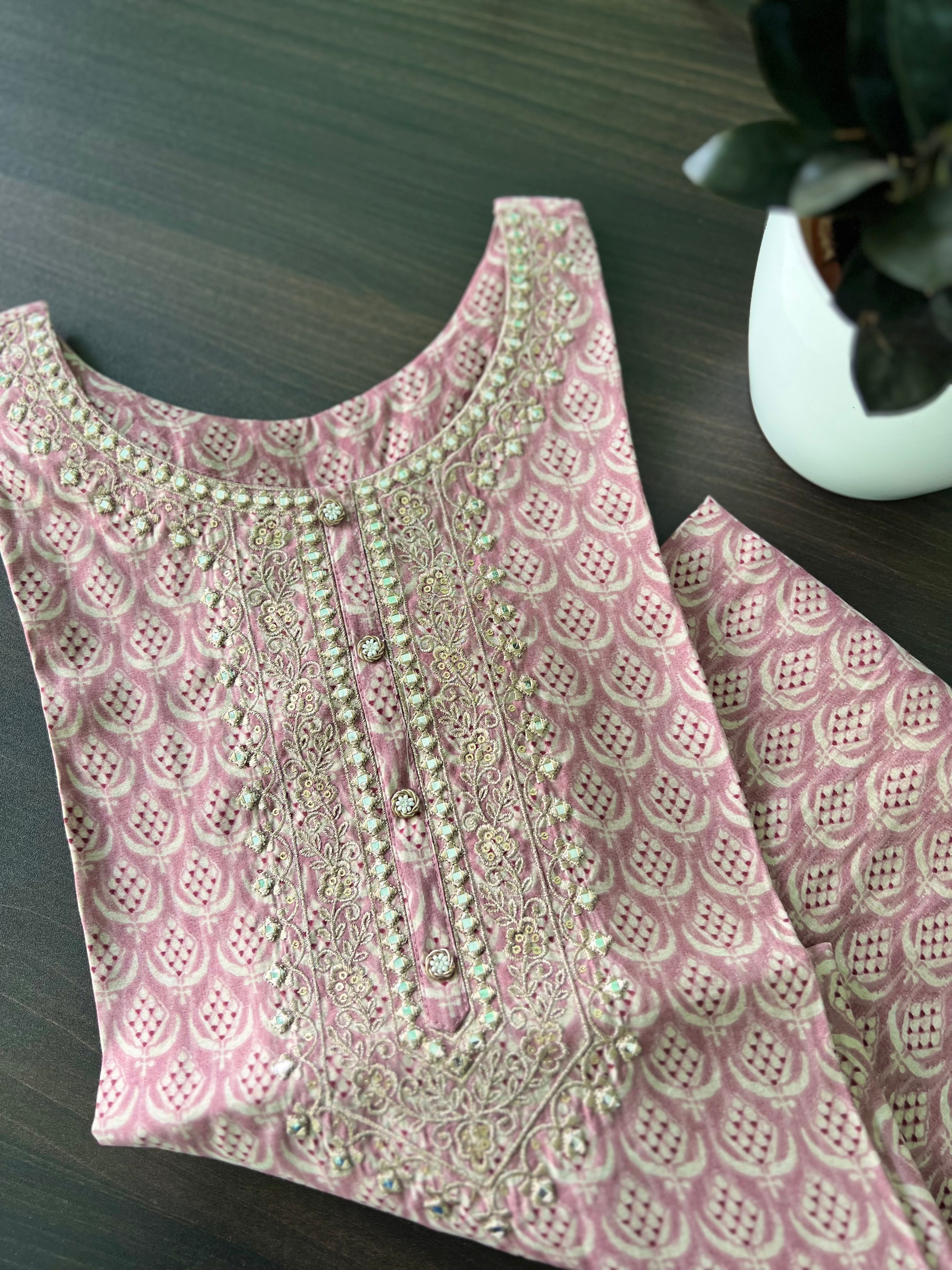 Varsha - Maslin kurta with hand work - Peach