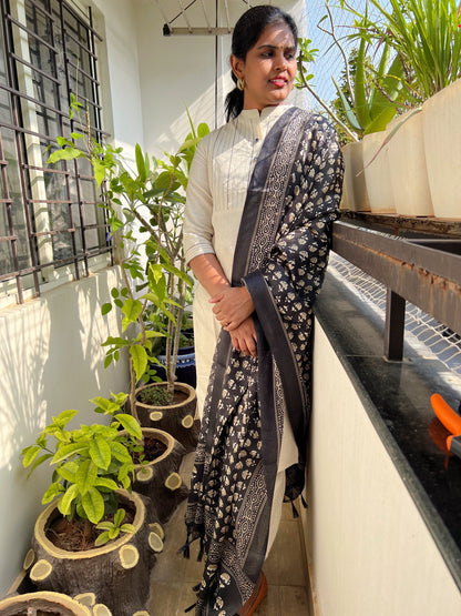 Dhamayanti - Kadhi Cotton suit